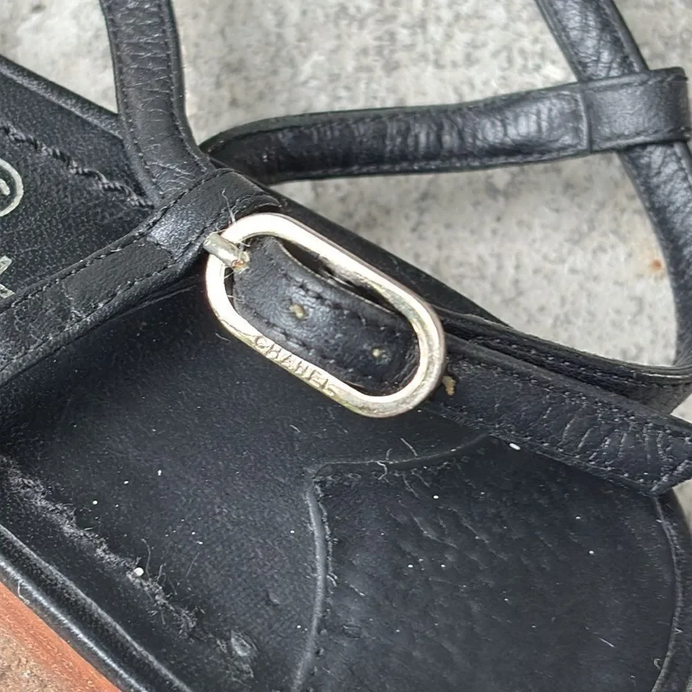Chanel logo plaque flats